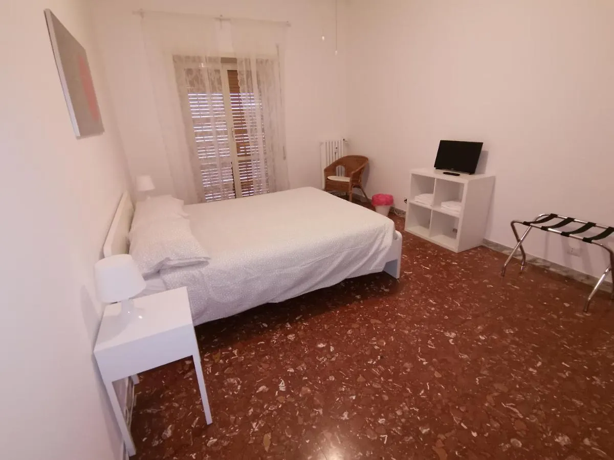 فندق رومافي  Vatican House Monti Di Creta شقة